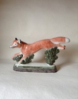 Country Fox Gift Hunting Rye Pottery - English Animals - Hand-made Ceramic Vixen or Fox Front Countryside figurine